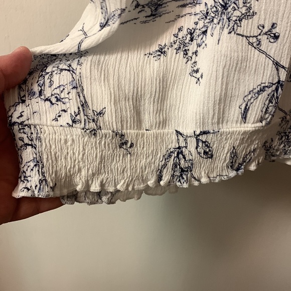 Reitmans Summer Blouse - Picture 6 of 7